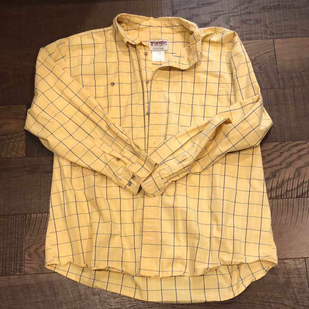 Men’s Wrangler Button Down